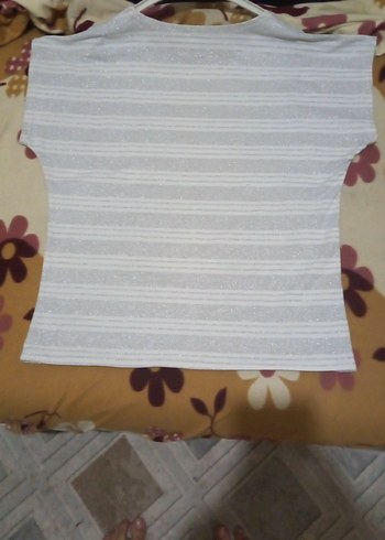 Gri Simli Beyaz Çizgili Kadın Kısa Kollu Bluz - Görsel 3