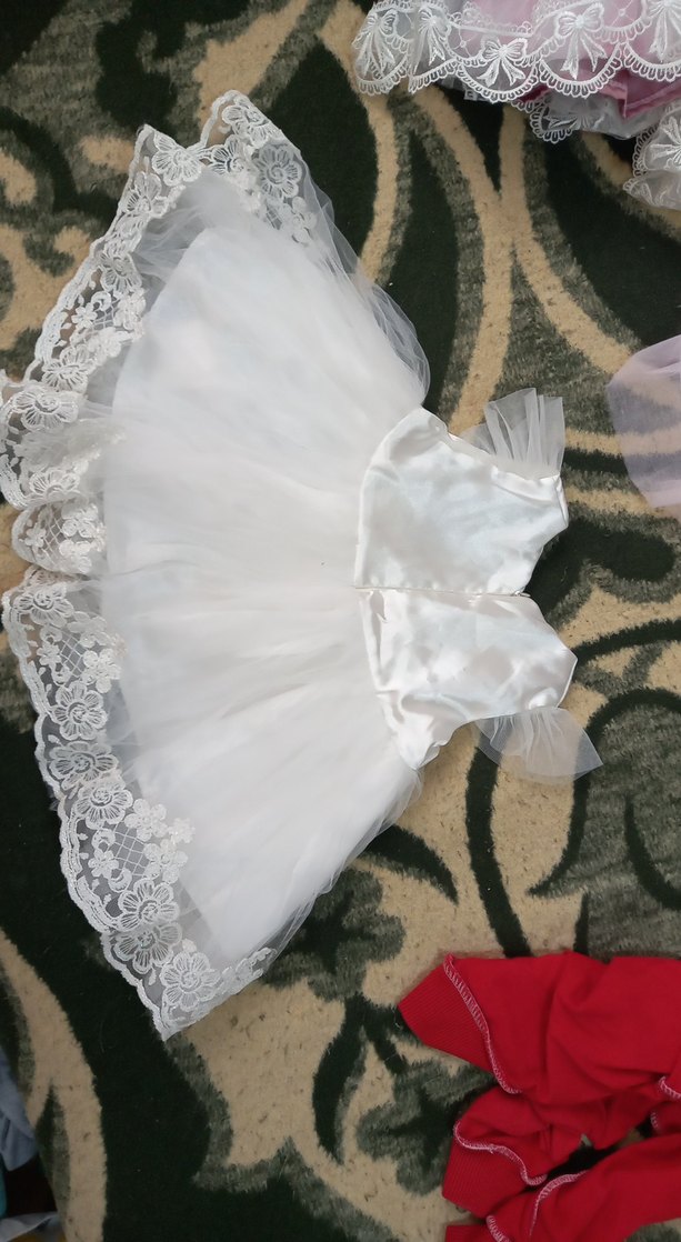 Kız Çocuk Beyaz Dantel İşlemeli Elbise - Görsel 2