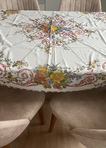 Yuvarlak desenli canlı renklı boyama Masa Örtüsü - Görsel 2