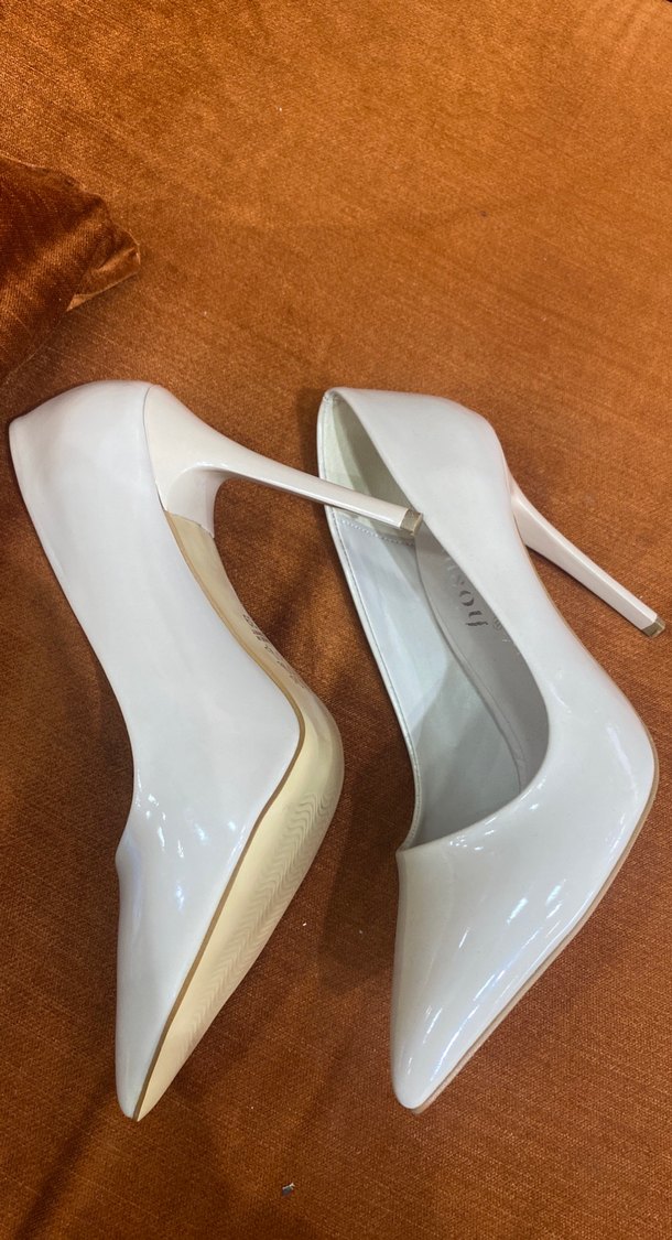 Beyaz Rugan Stiletto Topuklu Kadın Ayakkabı - Görsel 2