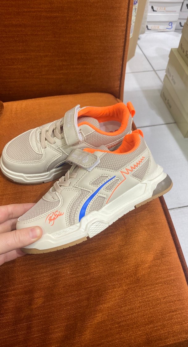 Erkek Çocuk Bej Spor Ayakkabı Velcro - Görsel 2