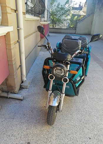 Mavi Elektrikli Üç Tekerlekli Bisiklet - Görsel 8