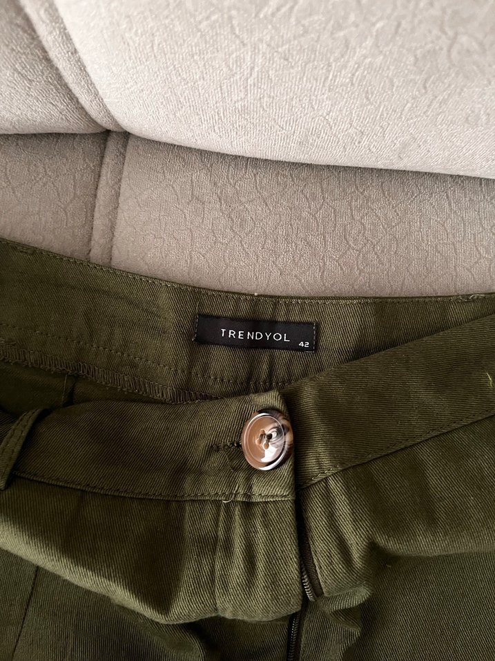 Kadın Haki Keten Pileli Mini Şort Etek - Görsel 3