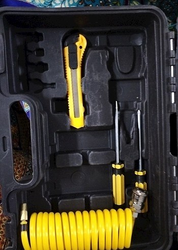 Manometreli 12V Araç Lastik Şişirme Kompresörü Seti - Görsel 2