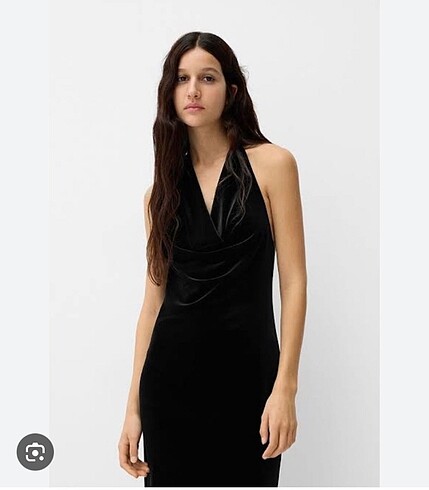 BERSHKA SİYAH HALTER YAKA ELBİSE