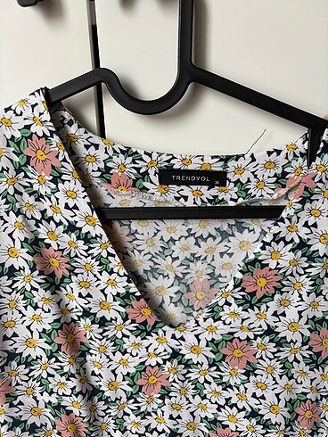Trendyol & Milla papatyalı mini elbise