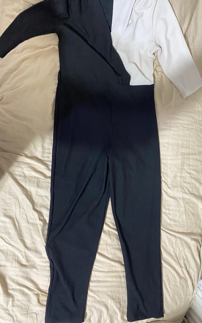 Siyah V Yaka Drapeli Kadın Tulum - Görsel 4