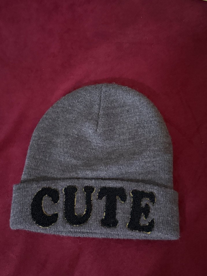 Gri Örgü Yün Kadın Bere CUTE Nakışlı - Görsel 4