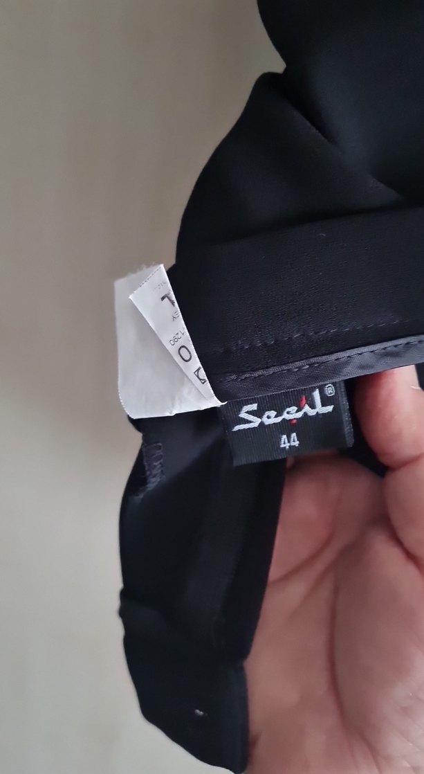 Kadın Siyah Pilili Kumaş Pantolon - Görsel 2