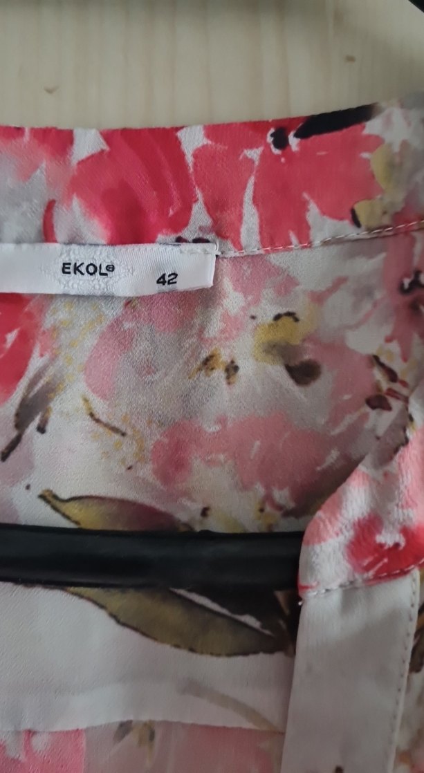 Pembe Desenli V Yaka Hamile Bluzu - Görsel 2