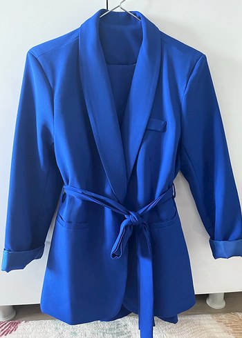 Kadın Mavi Kemerli ceket ve palazzo pantolon takımı - Görsel 4