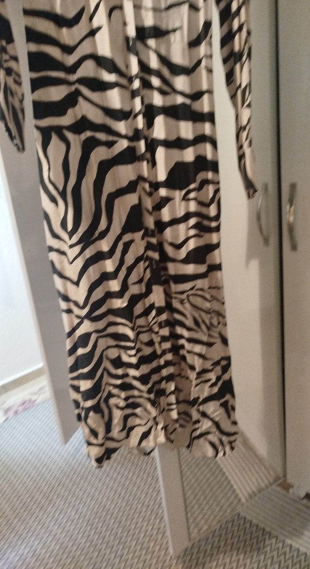 Zebra Desenli Uzun Kadın Elbise - Görsel 5