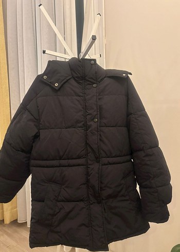 Siyah Kapüşonlu Kadın Kışlık Mont - Görsel 8