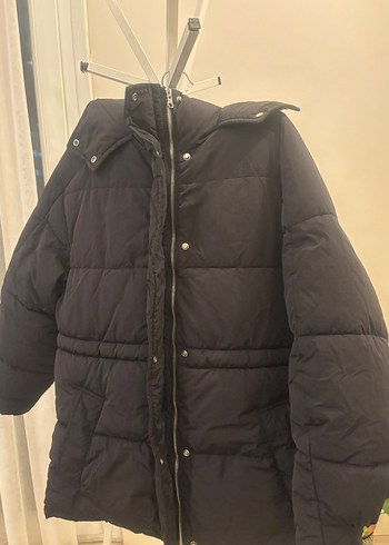 Siyah Kapüşonlu Kadın Kışlık Mont - Görsel 7