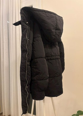 Siyah Kapüşonlu Kadın Kışlık Mont - Görsel 6