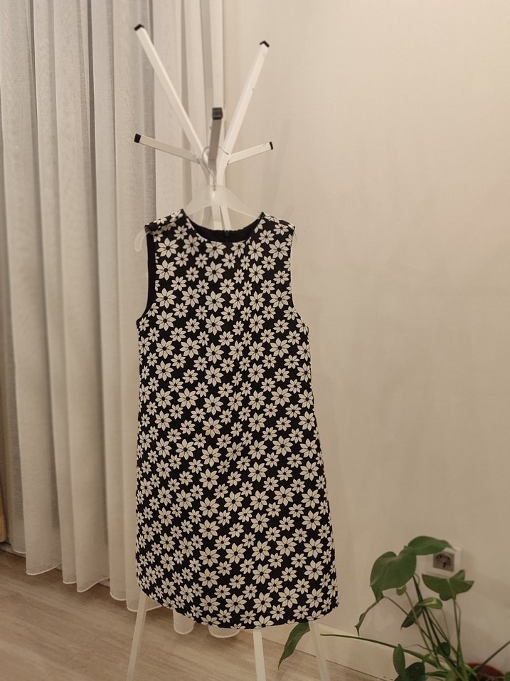 Çiçek Desenli elbise - Görsel 3