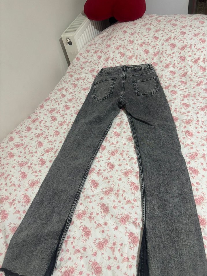 Gri İspanyol paça Kadın Denim Pantolon - Görsel 4