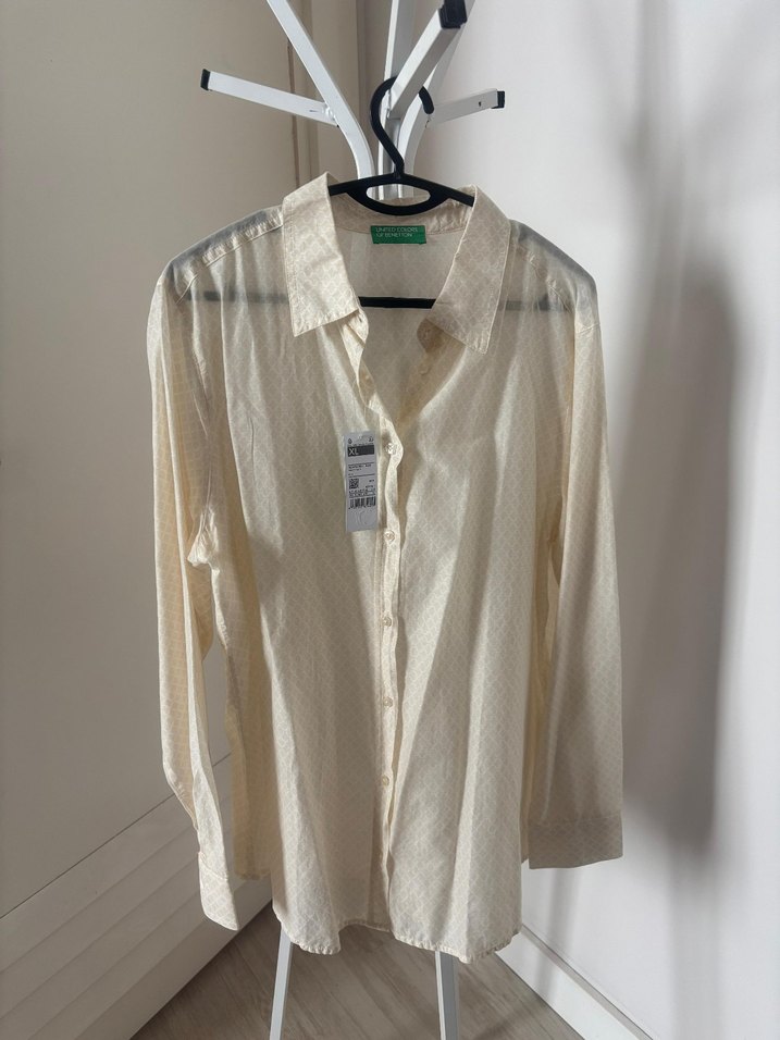 Açık sarı Düğmeli Uzun Kollu ince Gömlek - Görsel 2