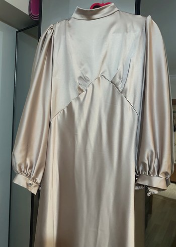 Bej Uzun Drapeli Kadın Elbise - Görsel 3