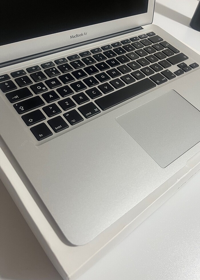 Macbook air 2017 - Görsel 2