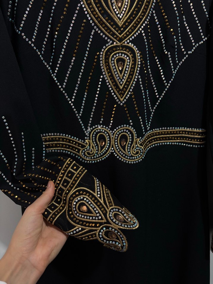 İnci İşlemeli Siyah Uzun Kadın Elbise - Görsel 3