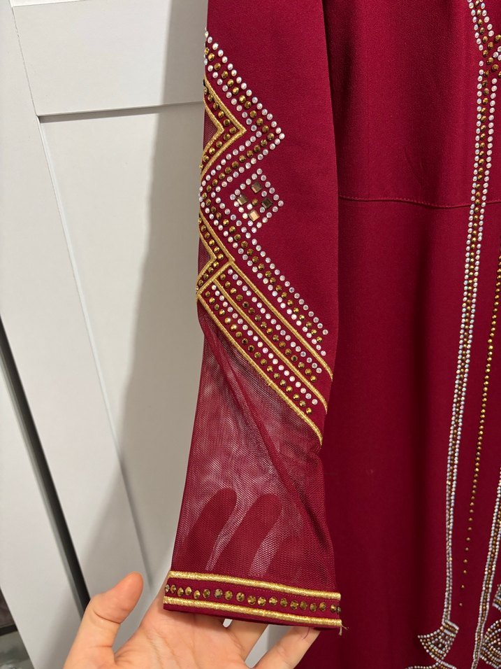 Boncuk İşlemeli Bordo Uzun Elbise - Görsel 2