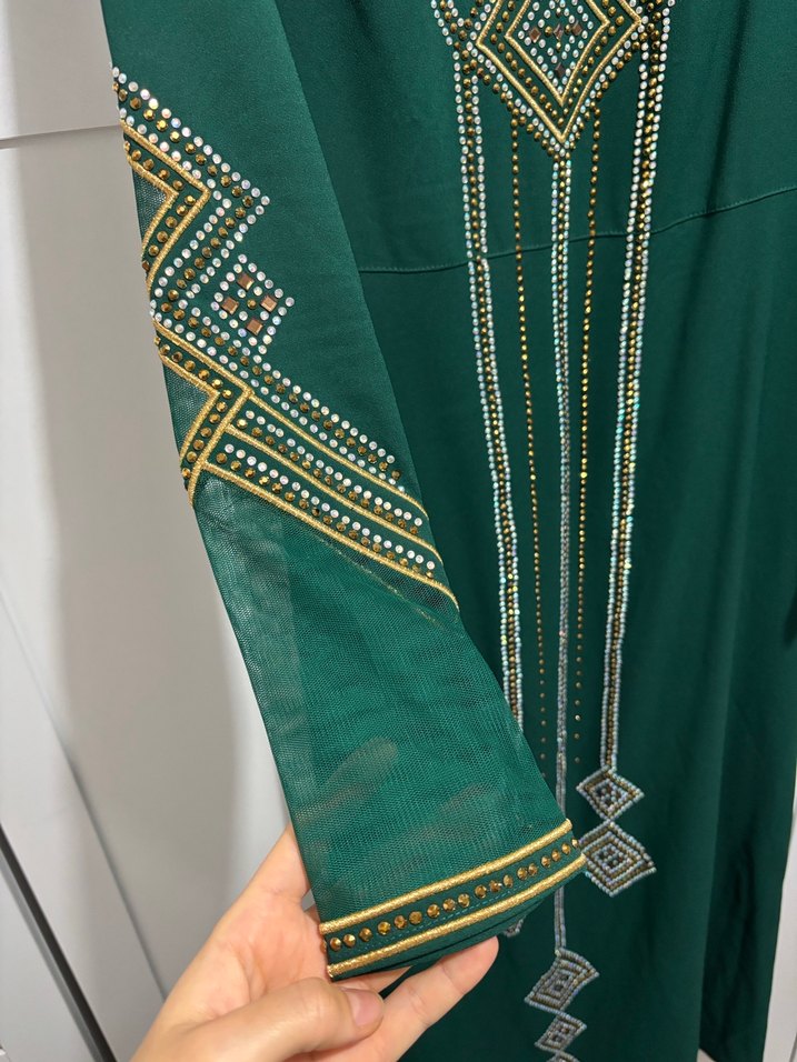 Boncuk İşlemeli Yeşil Uzun Elbise - Görsel 4