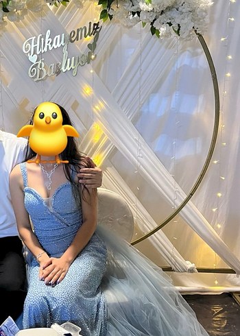 Uzun boncuklu balık model arkası tül nişan elbisesi - Görsel 3