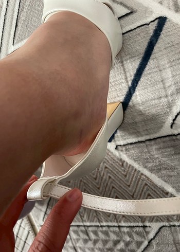 Beyaz Dolgu Topuklu Kadın Abiye Ayakkabı - Görsel 6