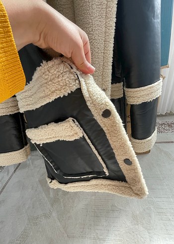 Siyah Deri Kadın Kürklü  Ceket - Görsel 4