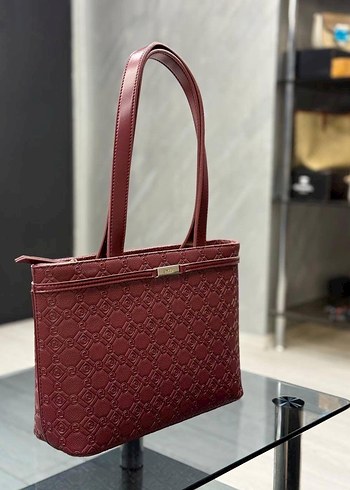 Kadın Siyah Deri Omuz Çantası - Görsel 3