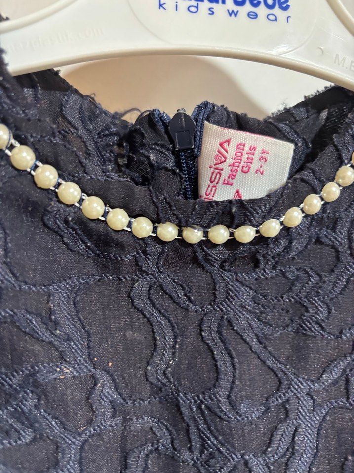 Dantel Detaylı Koyu Lacivert Kız Elbise - Görsel 2