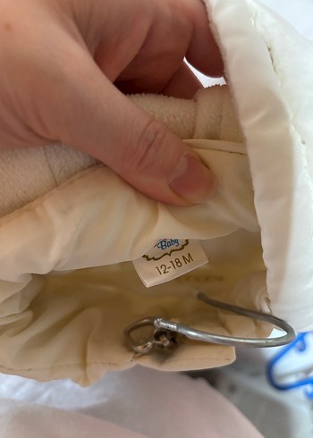 Kız Çocuk Beyaz Düğmeli Kaban - Görsel 2