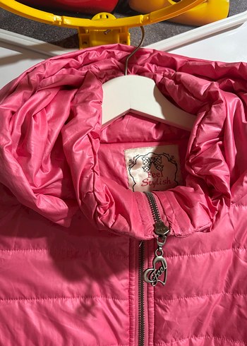 Parlak Pembe Kısa Fermuarlı Kadın Mont - Görsel 4