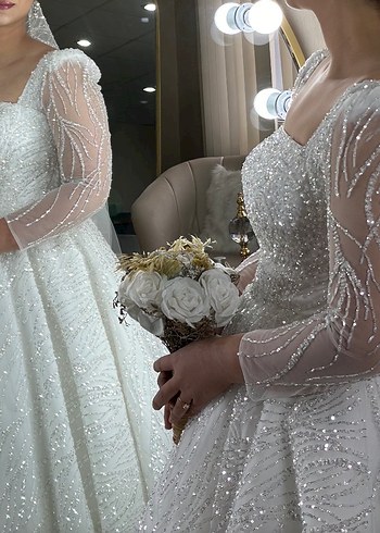 Işıltılı Uzun Kollu Prenses Gelinlik - Görsel 5