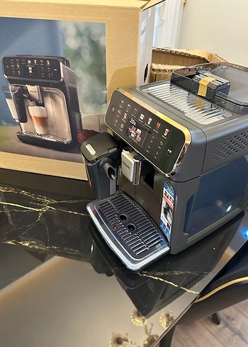 PHİLİPS 5500 TAM OTOMATİK ESPRESSO KAHVE MAKİNESİ - Görsel 5