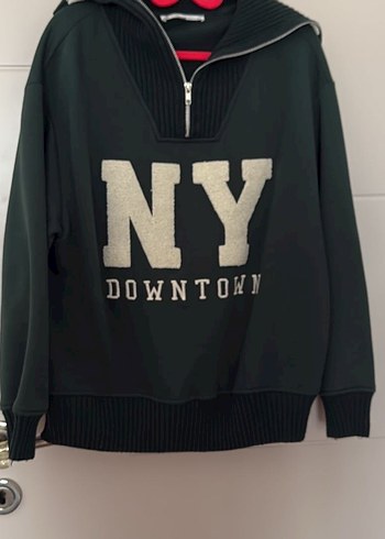 Koton marka Yeşil Fermuarlı Yüksek Yakalı Sweatshirt - Görsel 3