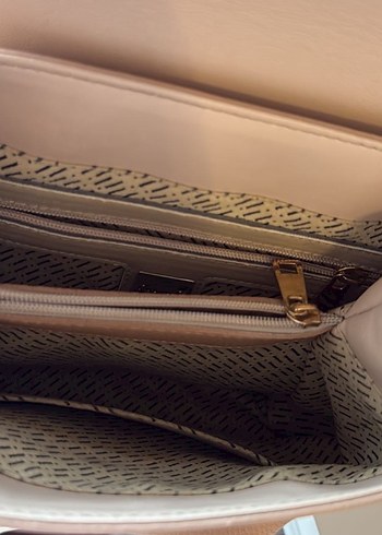 SIRT CANTASI INCI MARKA
Bej Deri Kadın Sırt Çantası - Görsel 4