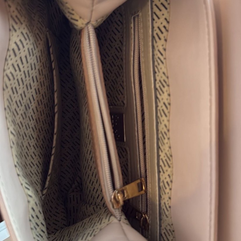 SIRT CANTASI INCI MARKA
Bej Deri Kadın Sırt Çantası - Görsel 5