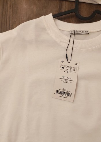 Kadın Beyaz Pamuklu Kısa Kollu Tişört - Görsel 4