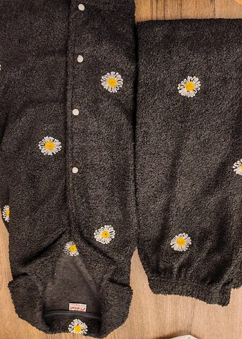 Kadın siyah Nakışlı Polar pijama takımı - Görsel 2