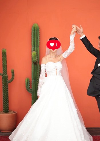 Straplez Uzun Beyaz Çiçekli Gelinlik - Görsel 4