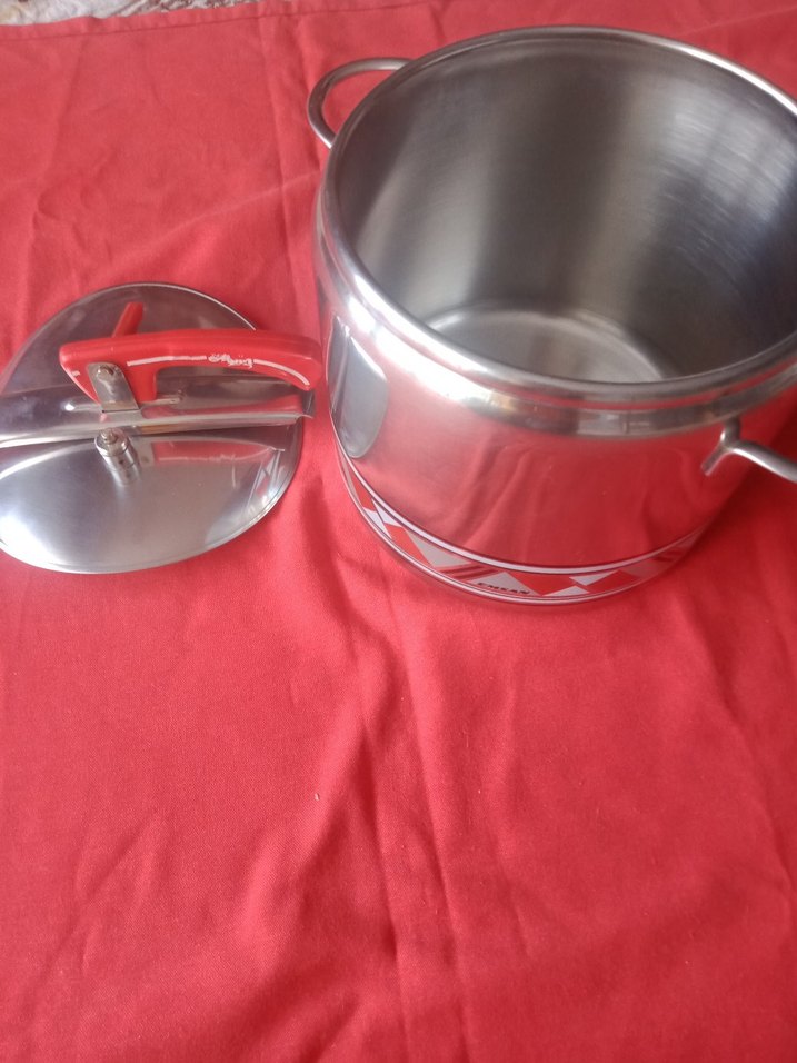 EMSAN 6 litre düdüklü tencere - Görsel 2