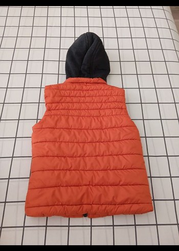 Kapüşonlu Erkek Çocuk Yelek - Görsel 2