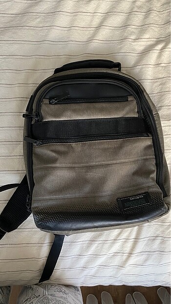 Samsonite sırt laptop çantası