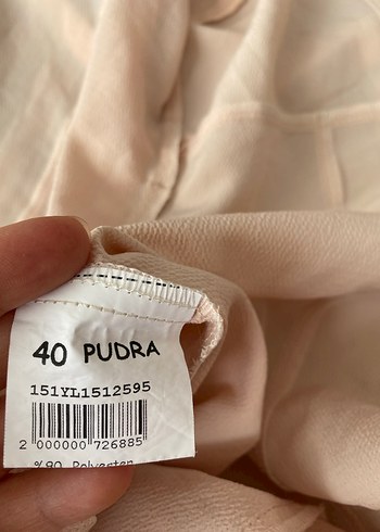 40 Beden ten rengi Renk sitare marka kumaş kemerli yelek.arka kısmı ipli deseli çok şık