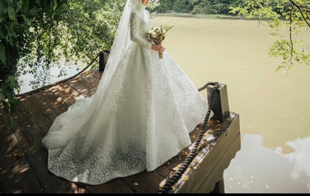 Uzun Kollu Yüksek Yakalı Vintage Prenses Gelinlik - Görsel 3