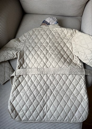 Bej Kapitone Uzun Kollu Kemerli Kadın Ceket - Görsel 4