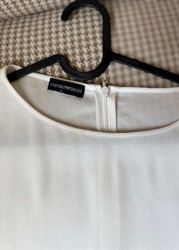 Emporio Armani Kadın Ekru Uzun Kollu Dökümlü Bluz - Görsel 6