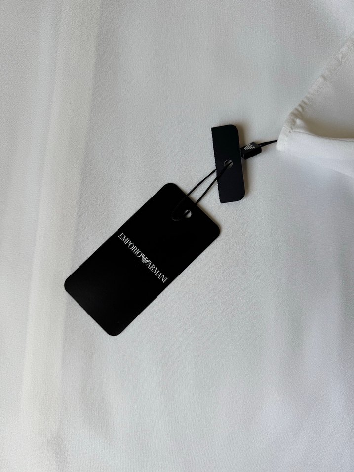 Emporio Armani Kadın Ekru Uzun Kollu Dökümlü Bluz - Görsel 3